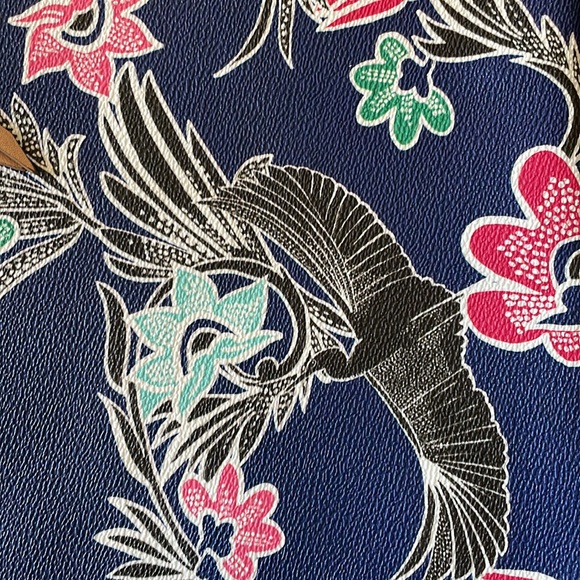 Banana Republic bird clutch like new - Picture 3 of 6